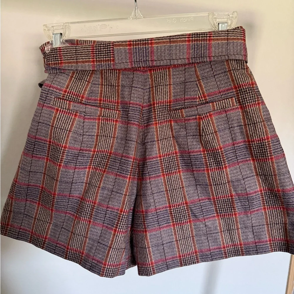 Hunter Bell Plaid Wool Blend Shorts With Tie Belt Size 2
